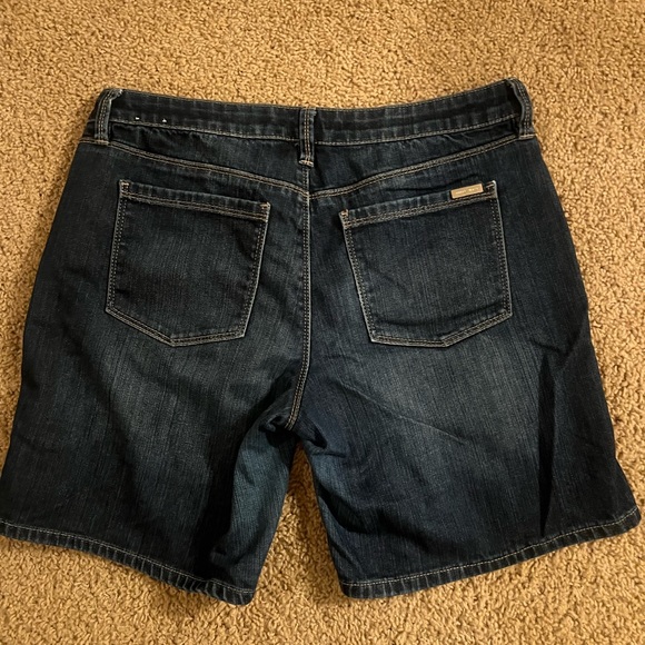 Distressed dark wash denim short by White House Black Market - Picture 3 of 3